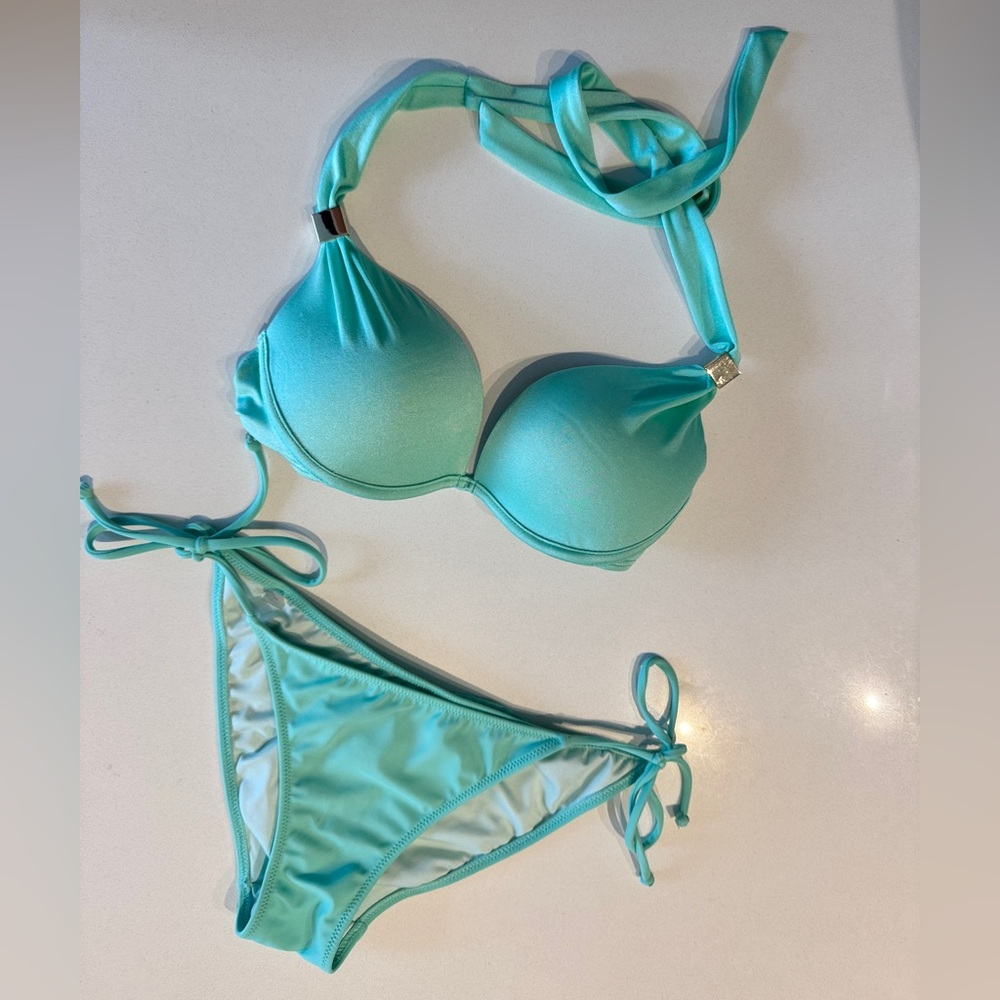 Victoria's Secret bikini